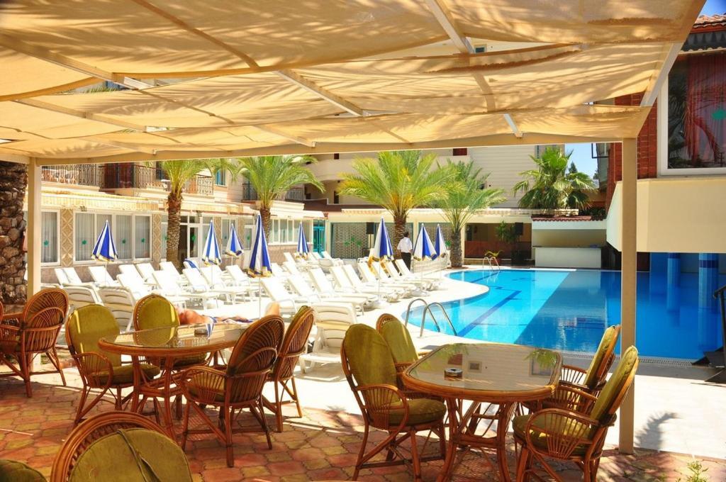 Cinar Family Suite Hotel Side Exterior photo