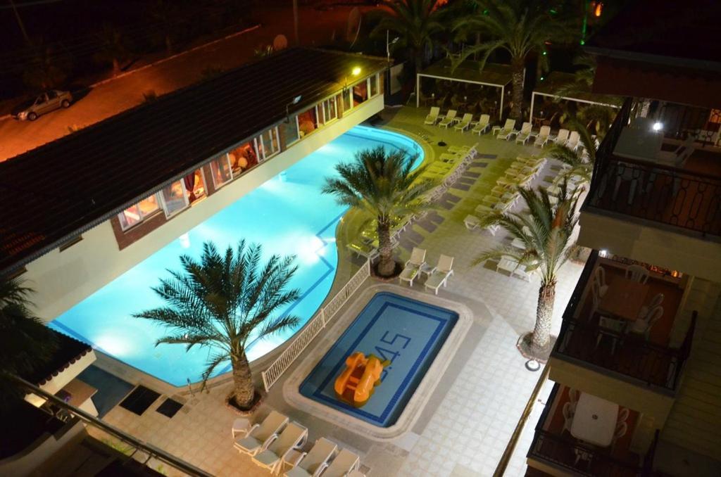 Cinar Family Suite Hotel Side Exterior photo