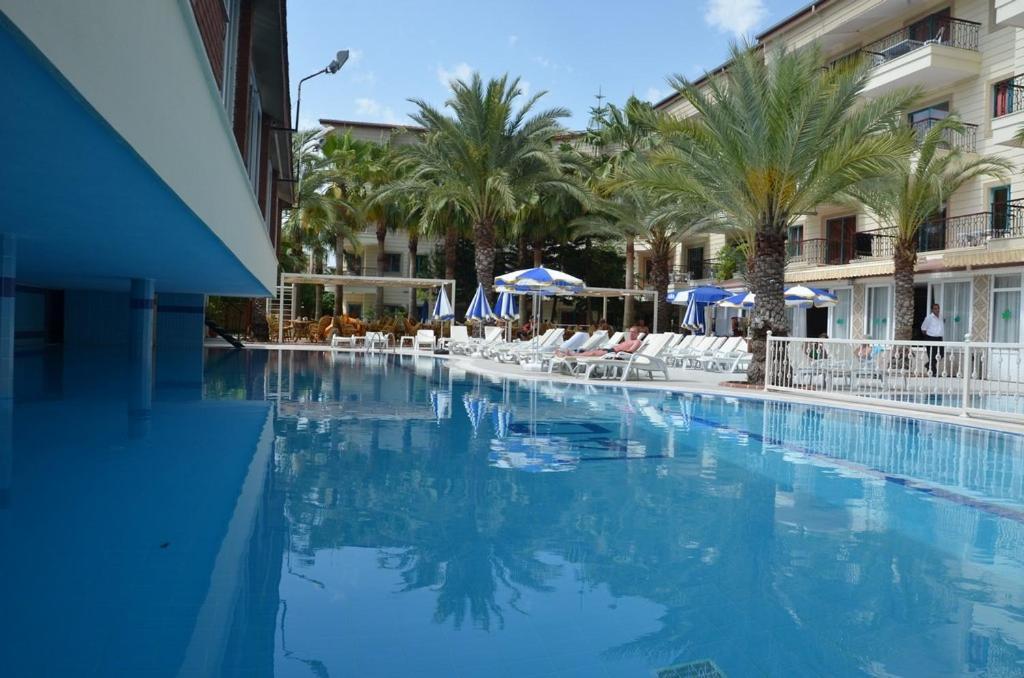 Cinar Family Suite Hotel Side Exterior photo